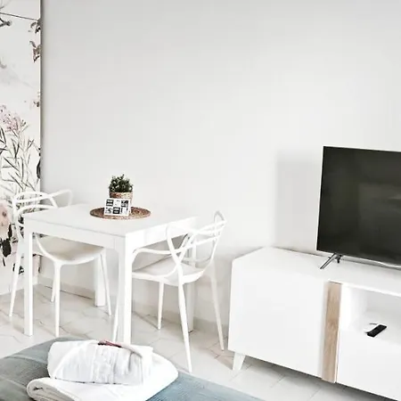 Apartamento Estreno Benalbeach Vistas Al Mar Estudio Deluxe *